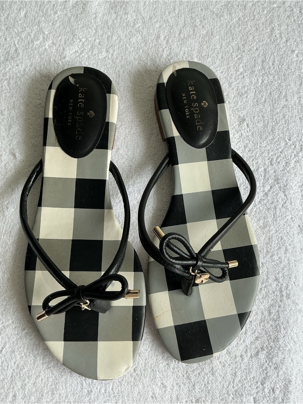 kate spade Black & White Gingham Bow Thong Sandals - Picture 5 of 8